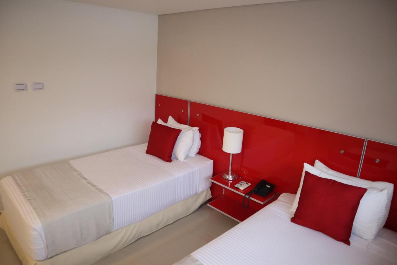 Hotel Blue 66 Кали Экстерьер фото